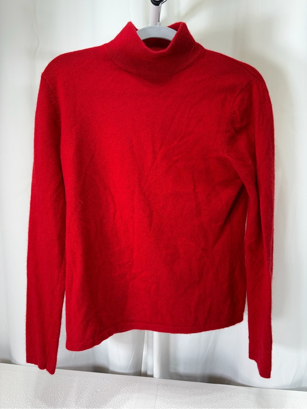 Classic Red Turtleneck Sweater for Women 100% Cashmere 4288